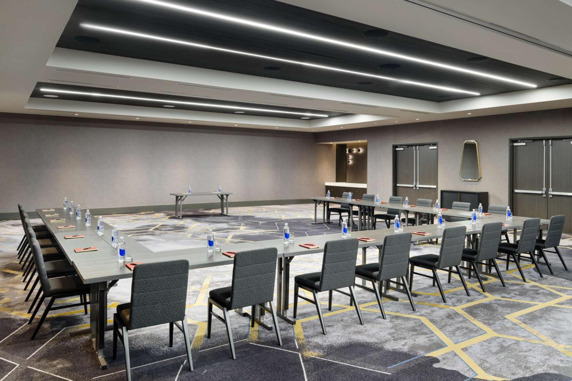Homewood Suites By Hilton Raleigh Downtown ภายนอก รูปภาพ
